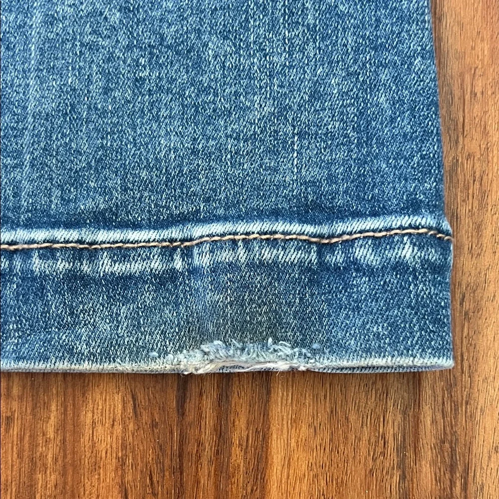 American Eagle Outfitters Women's Denim Flare Jeans - Picture 4 of 4